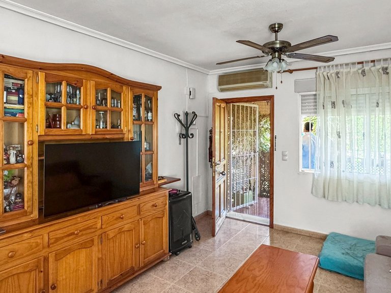 Villa for Sale in Playa Flamenca, Orihuela Costa, Alicante 11