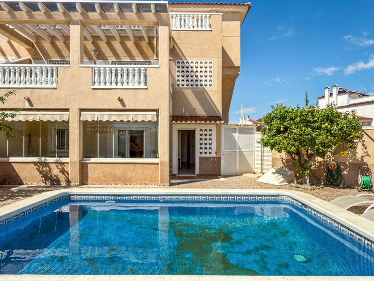 Apartment for Sale in Costa Blanca Orihuela Costa, Alicante 5