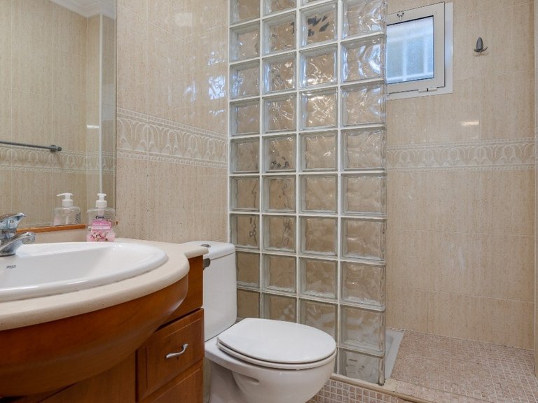 Apartment for Sale in Costa Blanca Orihuela Costa, Alicante 20