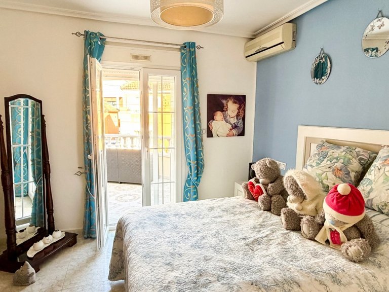 Villa for Sale in San Miguel De Salinas, Alicante 18