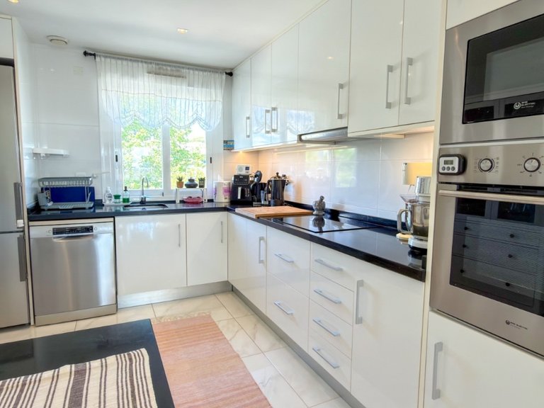Apartment for Sale in Torrevieja, Alicante 12