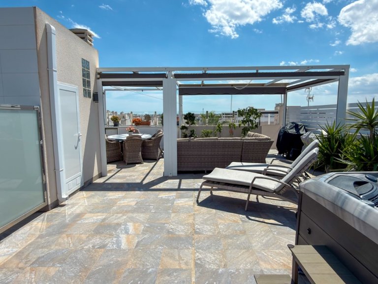 Apartment for Sale in Torrevieja, Alicante 28