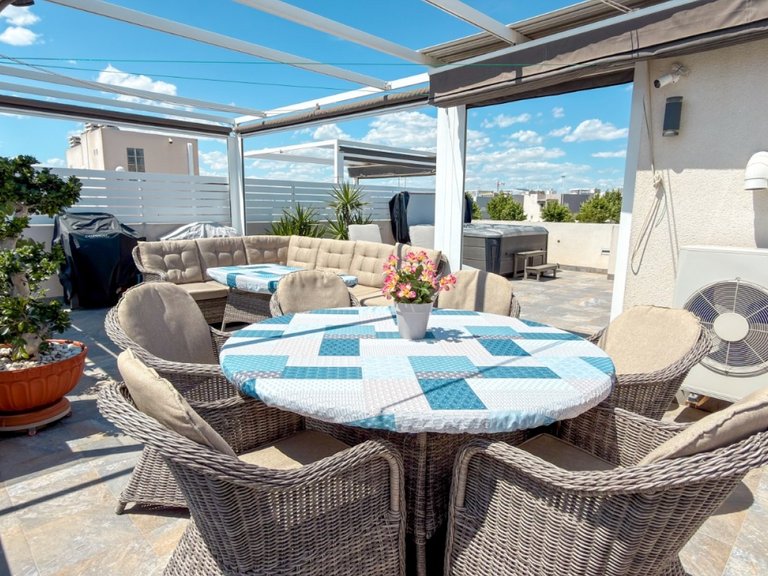 Apartment for Sale in Torrevieja, Alicante 30