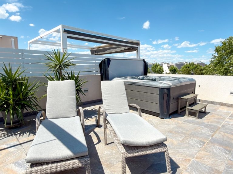 Apartment for Sale in Torrevieja, Alicante 32
