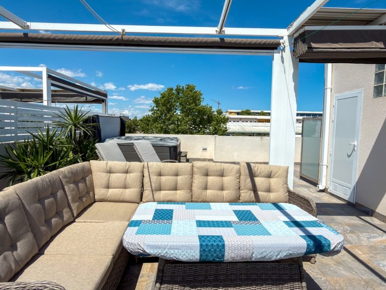 Apartment for Sale in Torrevieja, Alicante 38