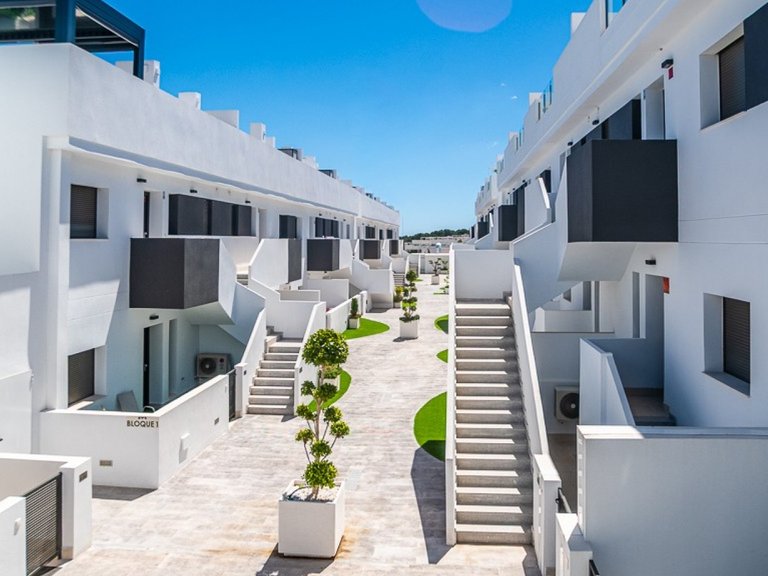 Apartment for Sale in Torrevieja, Alicante 39