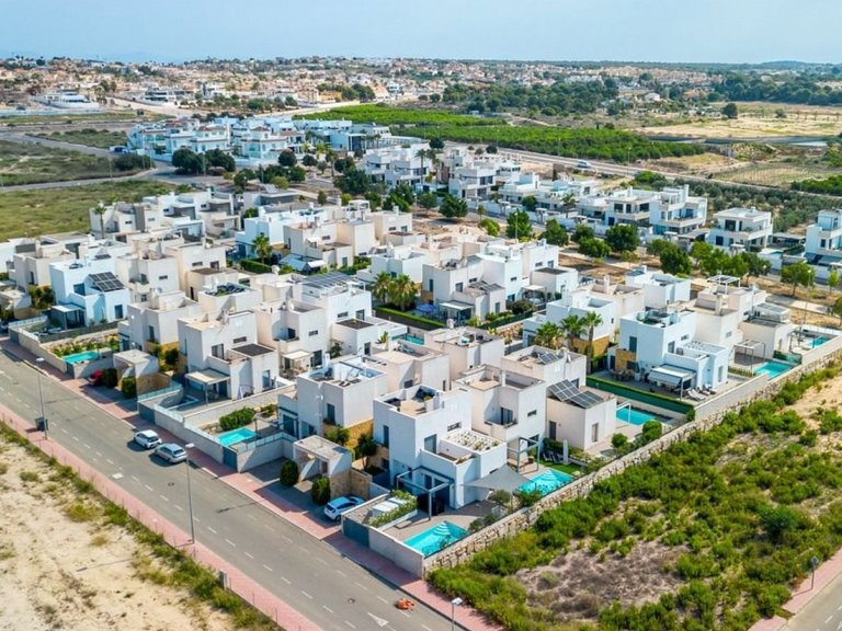 Villa for Sale in Ciudad Quesada, Alicante 41