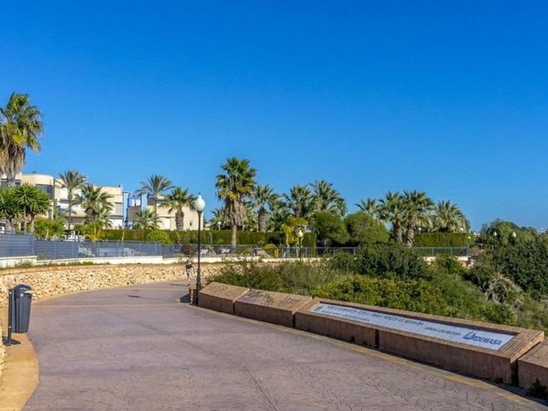Town House for Sale in Orihuela Costa, Alicante 27