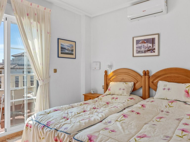 Town House for Sale in Orihuela Costa, Alicante 13