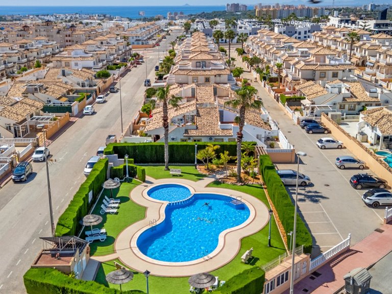 Town House for Sale in Orihuela Costa, Alicante 37