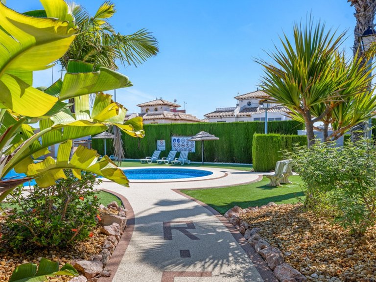 Town House for Sale in Orihuela Costa, Alicante 38