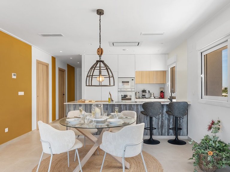 Apartment for Sale in Guardamar Del Segura, Alicante 4