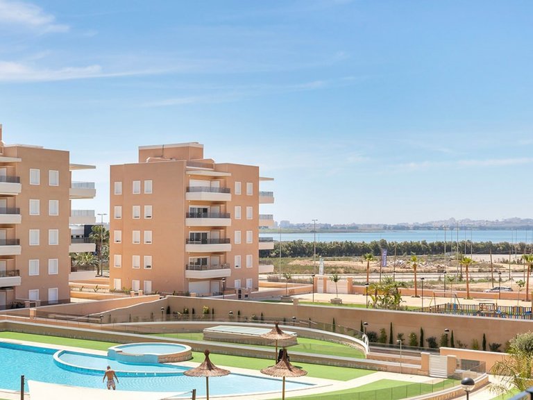 Apartment for Sale in Guardamar Del Segura, Alicante 22
