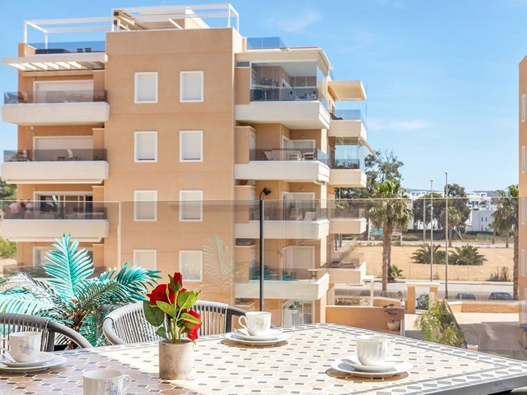 Apartment for Sale in Guardamar Del Segura, Alicante 25