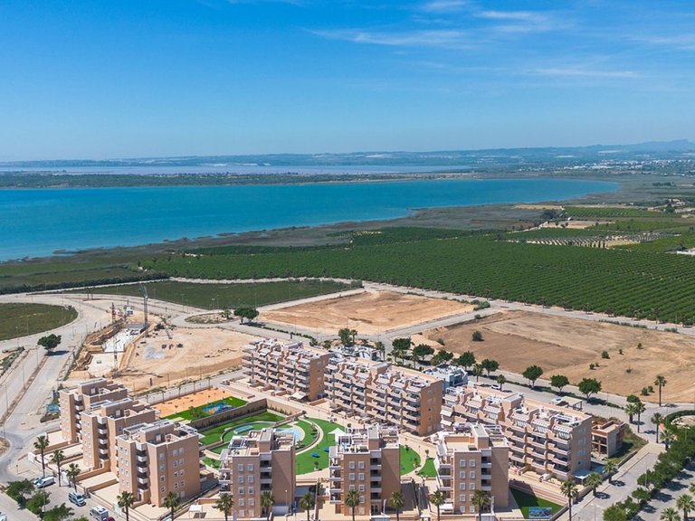 Apartment for Sale in Guardamar Del Segura, Alicante 26