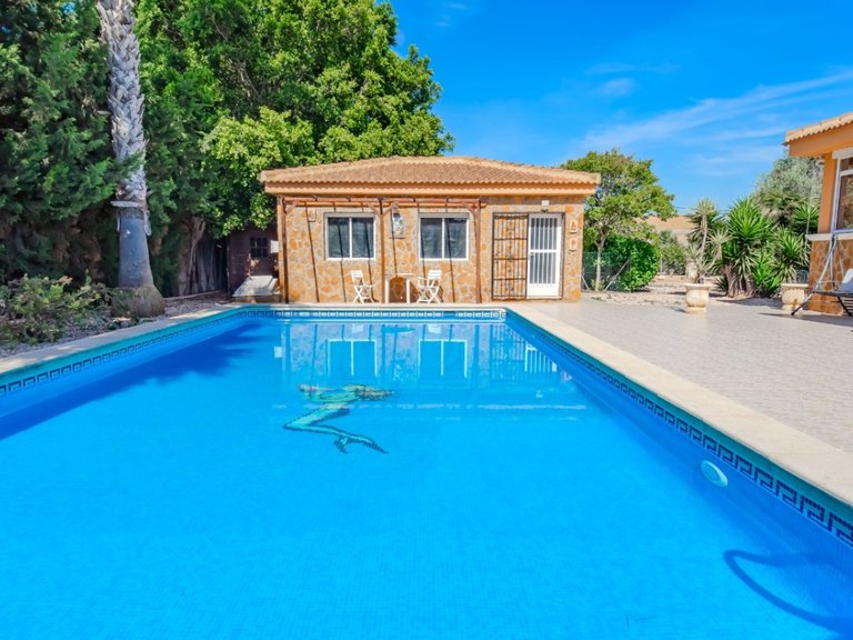 Country House for Sale in Rojales, Alicante 2