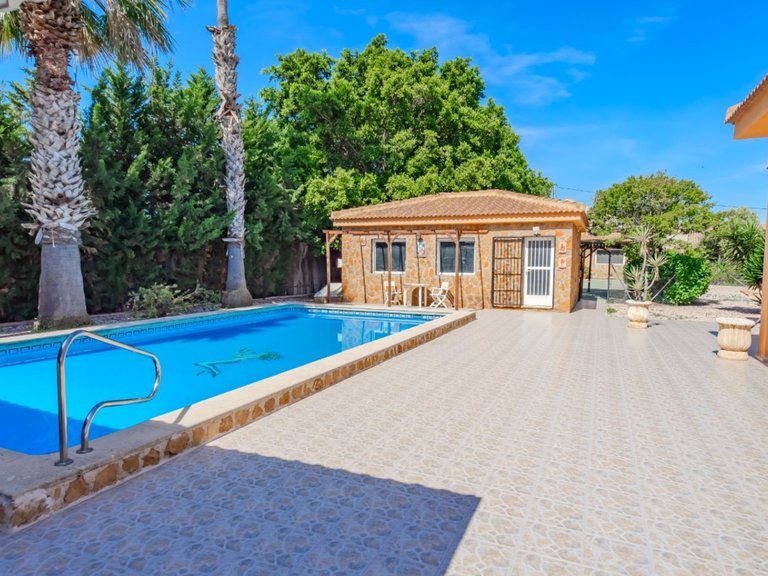 Country House for Sale in Rojales, Alicante 3