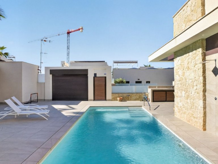 Villa for Sale in Ciudad Quesada, Alicante 6