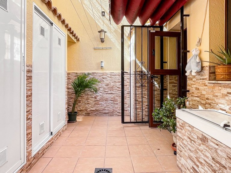 Town House for Sale in Costa Blanca Torrevieja, Alicante 12