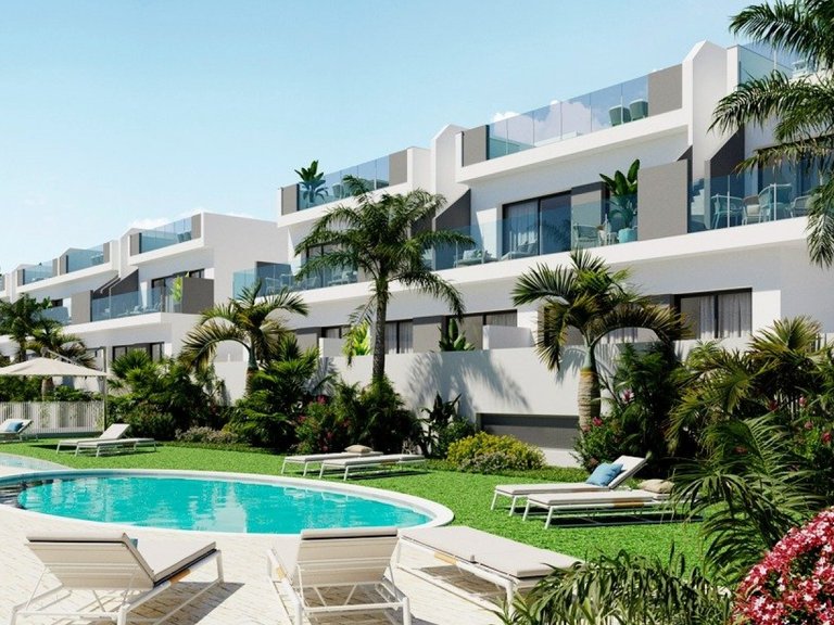 Villa for Sale in Torrevieja, Alicante 1