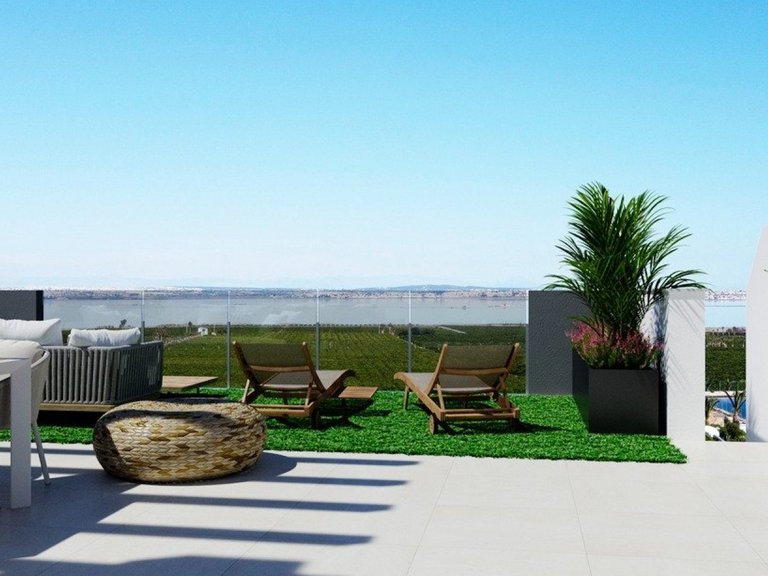 Villa for Sale in Torrevieja, Alicante 8