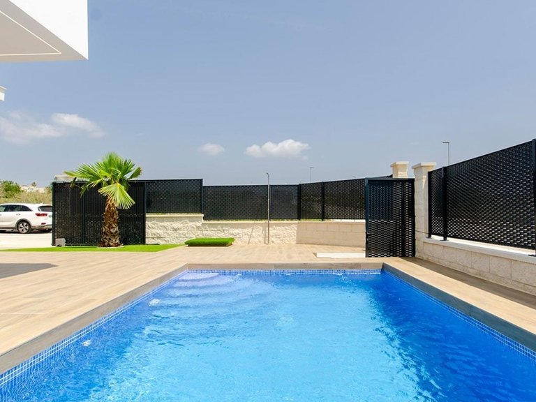 Villa for Sale in Orihuela, Alicante 5