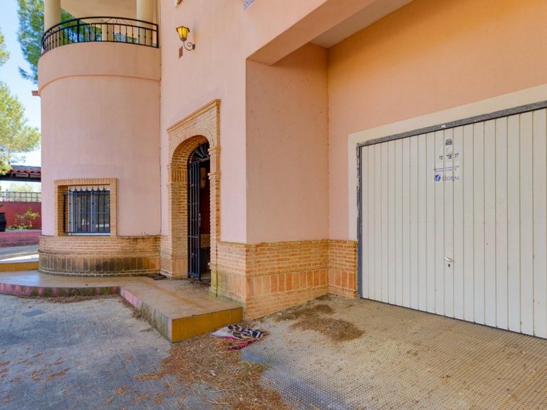 Villa for Sale in San Miguel De Salinas, Alicante 34