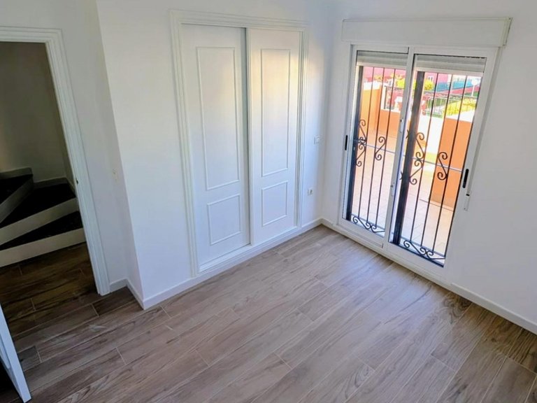 Villa for Sale in Orihuela Costa, Alicante 15