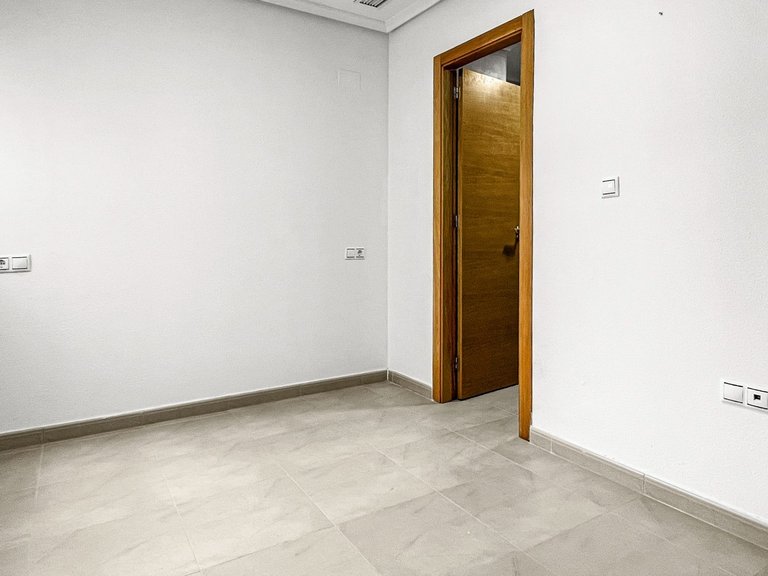 Apartment for Sale in Torrevieja, Alicante 10