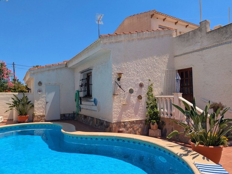 Villa for Sale in Ciudad Quesada, Alicante 2