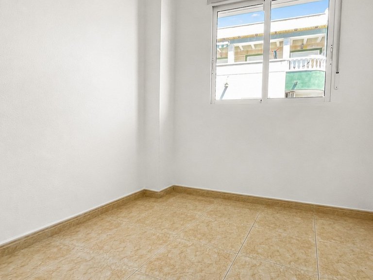 Apartment for Sale in Torrevieja, Alicante 10