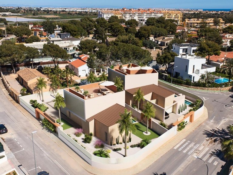 Villa for Sale in Orihuela Costa, Alicante 13