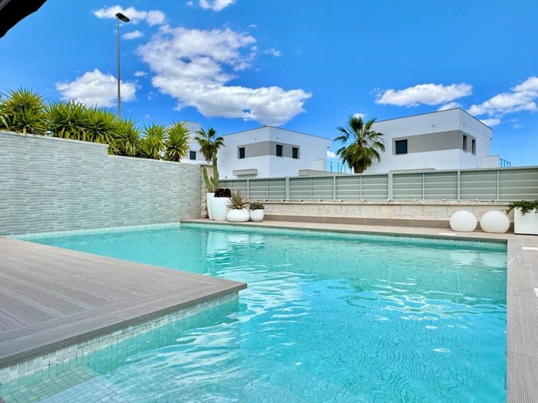 Villa for Sale in San Miguel De Salinas, Alicante 49