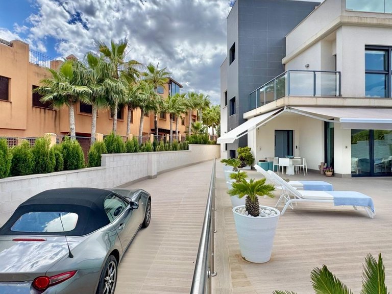 Villa for Sale in San Miguel De Salinas, Alicante 50