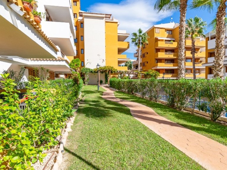 Apartment for Sale in Orihuela Costa, Alicante 36