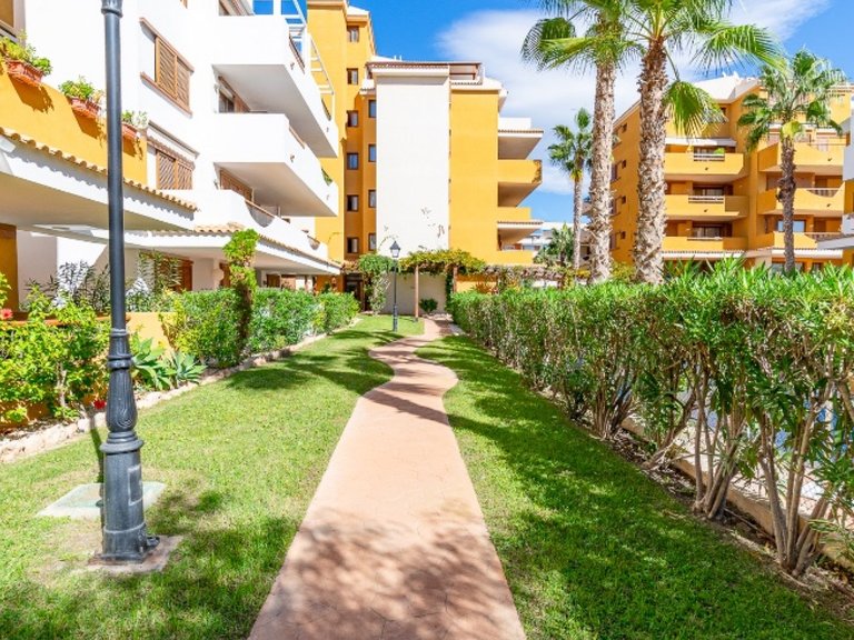 Apartment for Sale in Orihuela Costa, Alicante 37