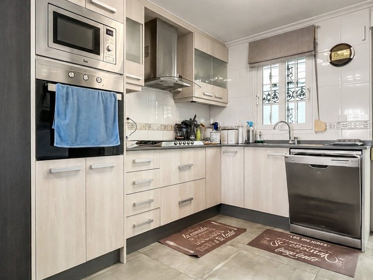 Villa for Sale in Orihuela Costa, Alicante 10