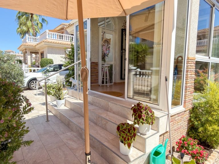 Villa for Sale in Orihuela Costa, Alicante 45