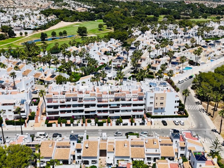 Apartment for Sale in Orihuela Costa, Alicante 38