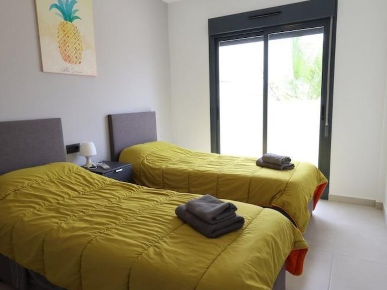 Villa for Sale in Guardamar Del Segura, Alicante 9