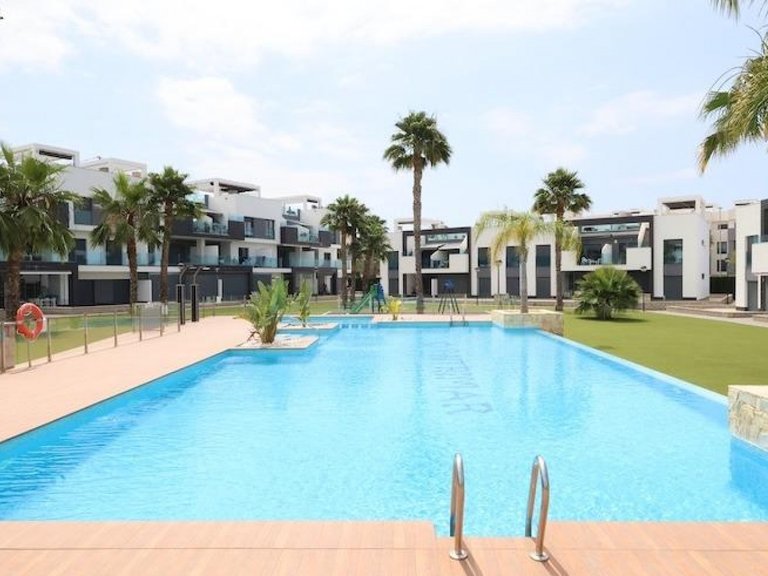 Villa for Sale in Guardamar Del Segura, Alicante 17