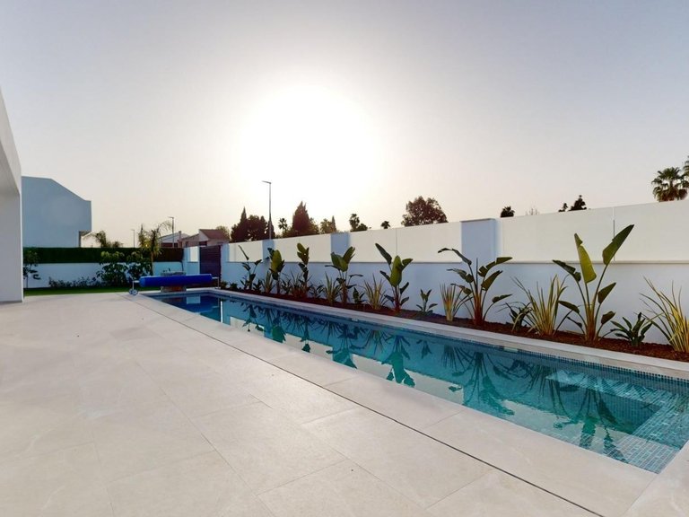 Villa for Sale in Los Alcazares, Murcia 5