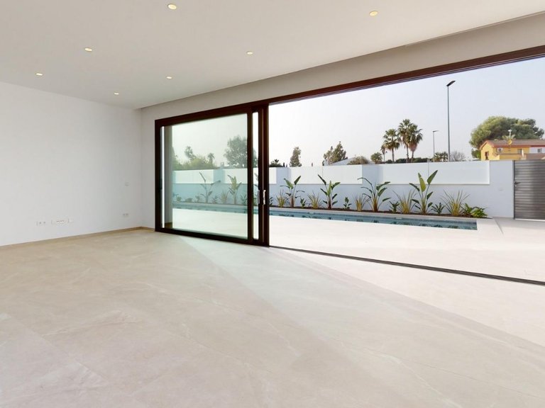 Villa for Sale in Los Alcazares, Murcia 10