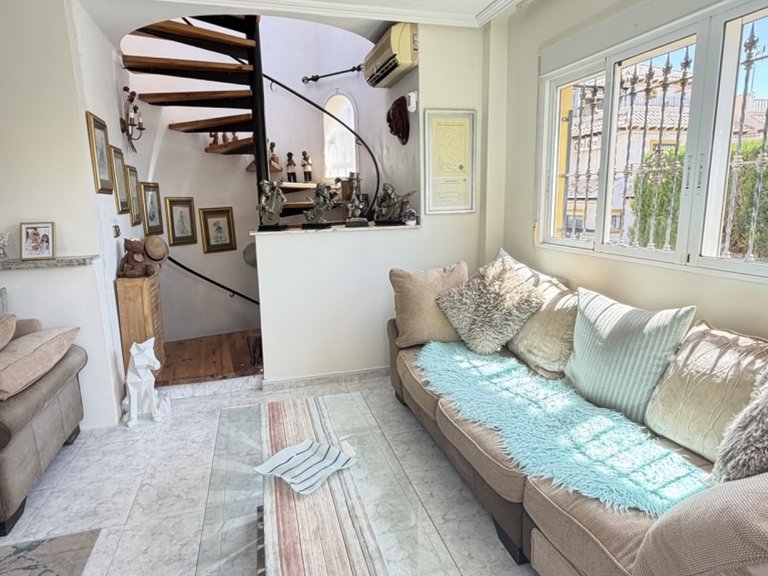 Villa for Sale in Orihuela Costa, Alicante 6