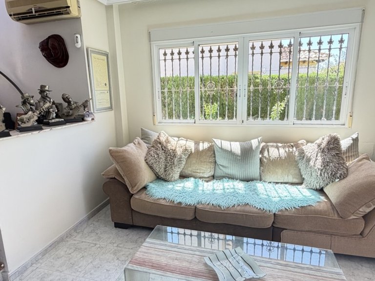 Villa for Sale in Orihuela Costa, Alicante 10
