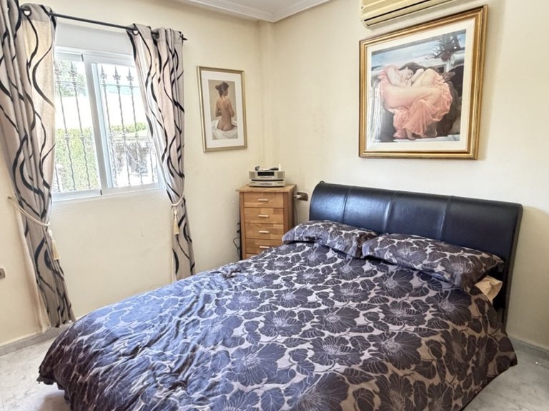Villa for Sale in Orihuela Costa, Alicante 13