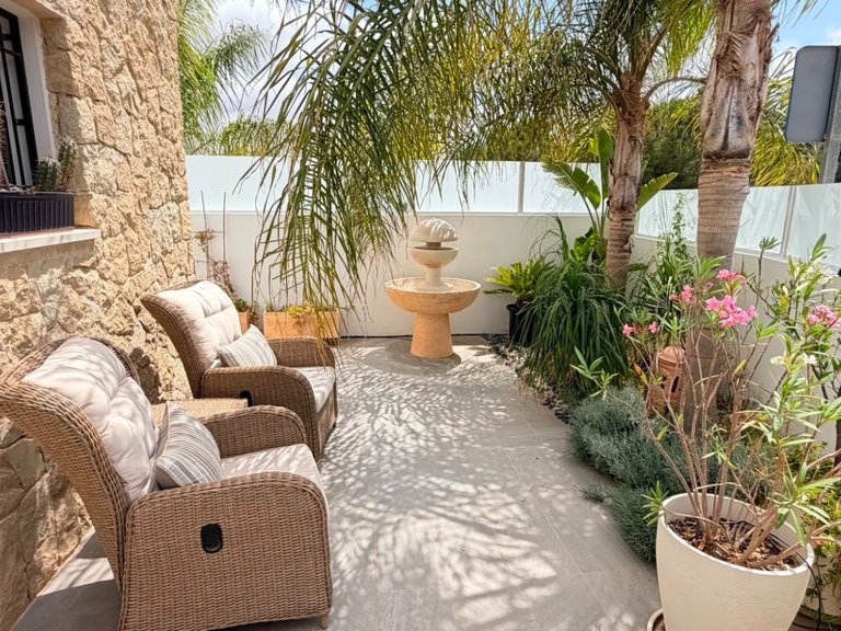 Villa for Sale in Los Montesinos, Alicante 4