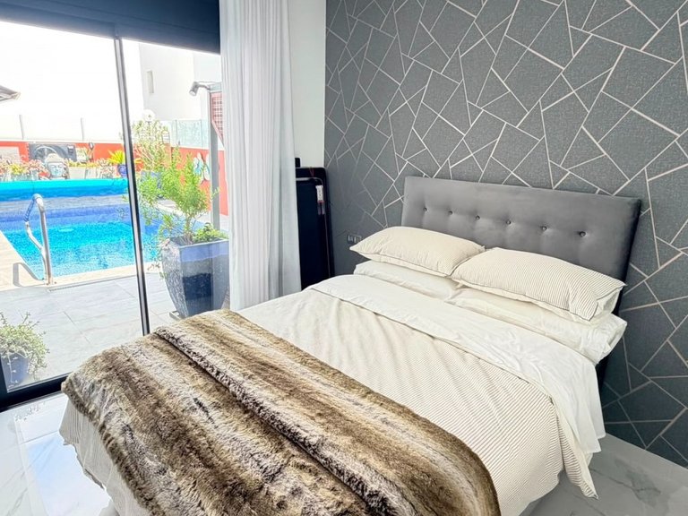 Villa for Sale in Los Montesinos, Alicante 25