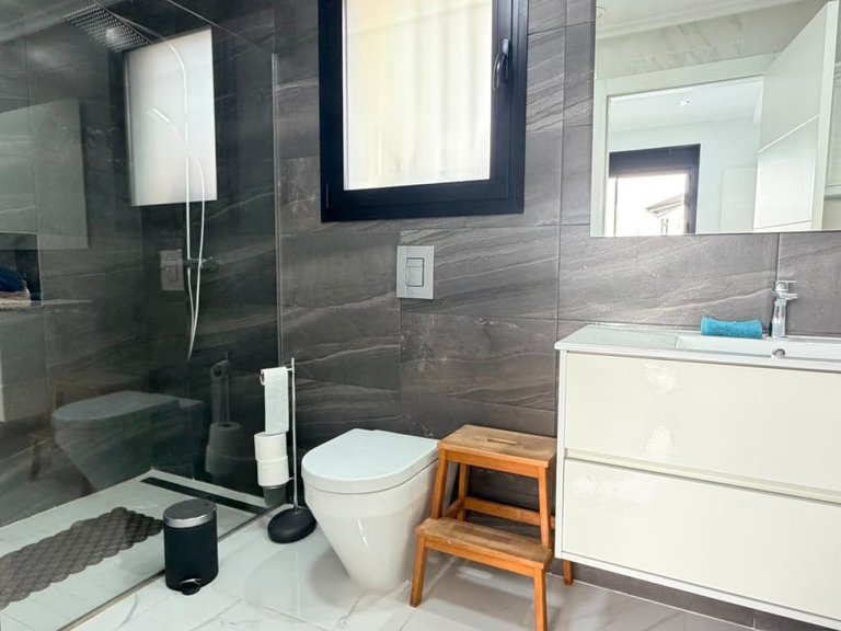 Villa for Sale in Los Montesinos, Alicante 28