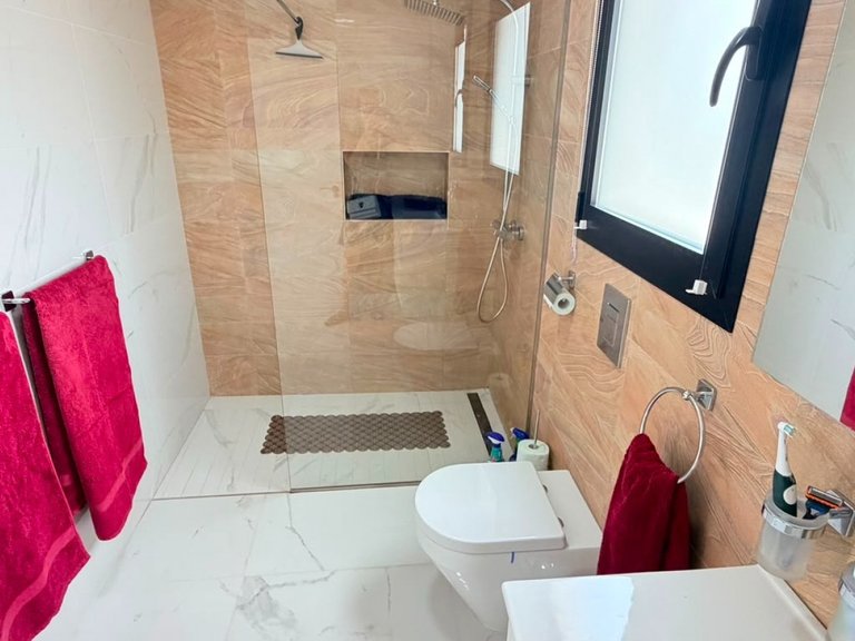 Villa for Sale in Los Montesinos, Alicante 33